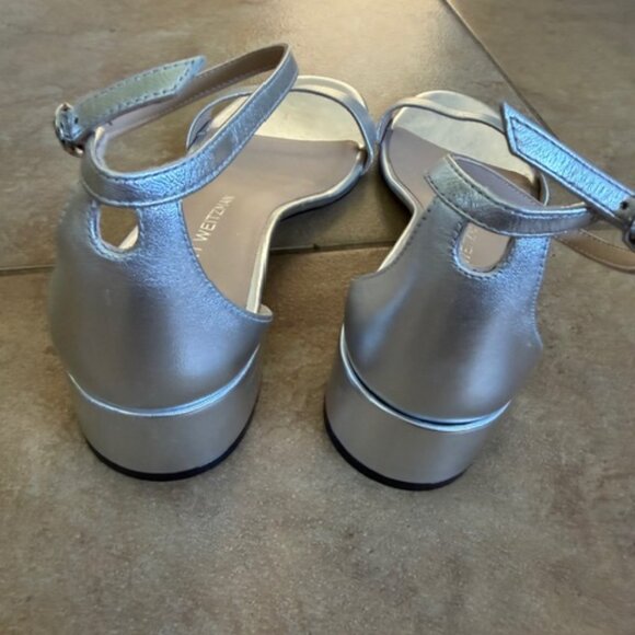 Stuart Weitzman Metallic Silver Block Heel Sandals 7.5 - Picture 4 of 6